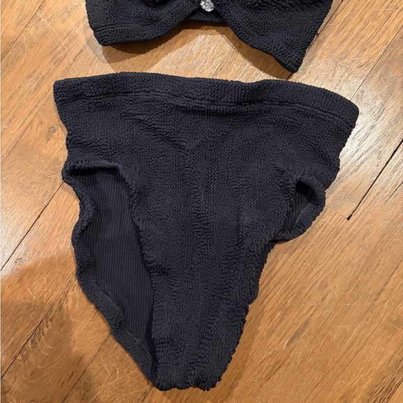 Hunza G Jessica Bikini Set - Picture 4 of 4